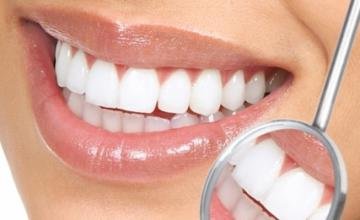 Протезирование передних верхних зубов